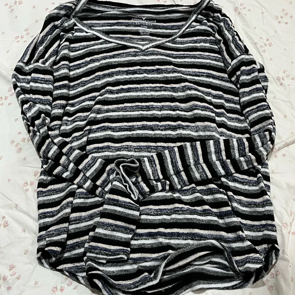 Long sleeve top - Picture 3 of 5